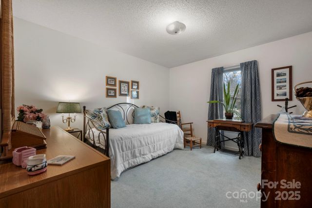 115 Apple Blossom Drive, Morganton, NC 28655