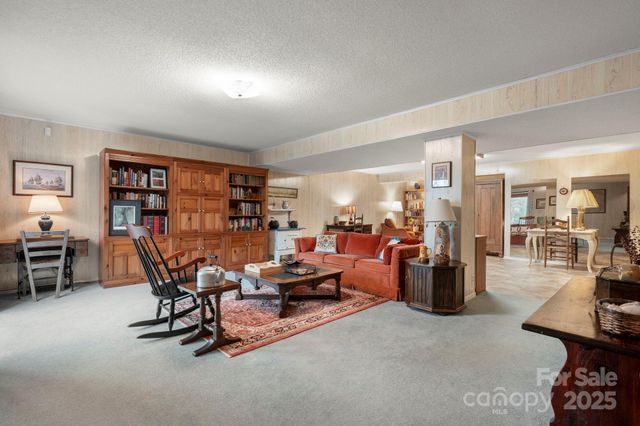 115 Apple Blossom Drive, Morganton, NC 28655