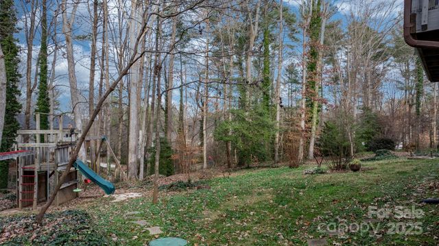 115 Apple Blossom Drive, Morganton, NC 28655