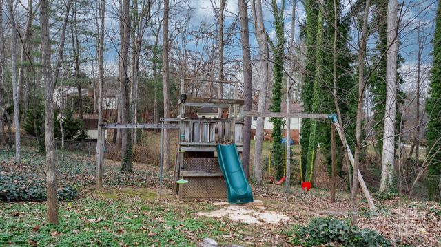 115 Apple Blossom Drive, Morganton, NC 28655