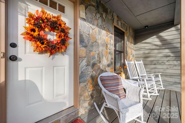 115 Apple Blossom Drive, Morganton, NC 28655