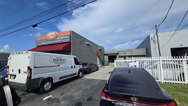 2400 W 3rd Court, Hialeah, FL 33010