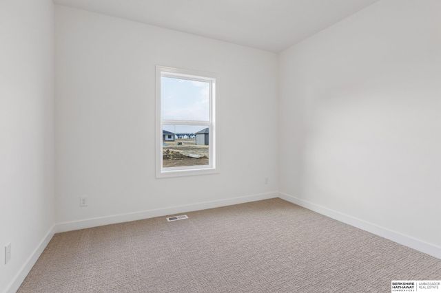 20819 Nebraska Avenue, Elkhorn, NE 68022