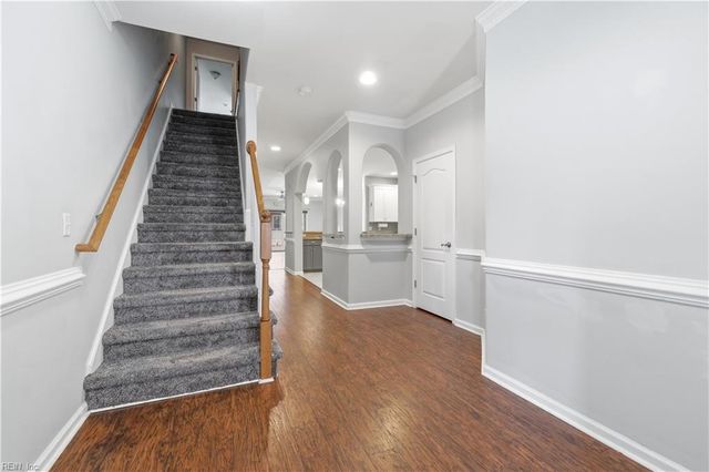 705 Charthouse CIR, Hampton, VA 23664