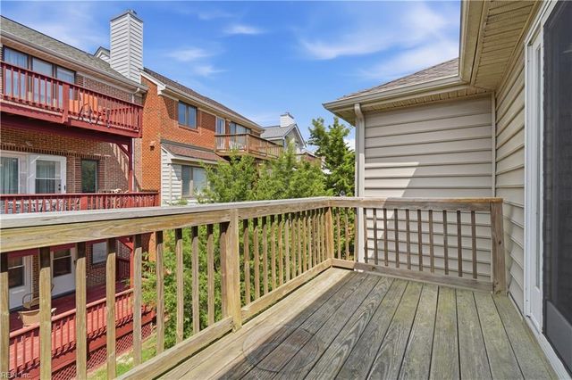 705 Charthouse CIR, Hampton, VA 23664