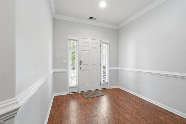 705 Charthouse CIR, Hampton, VA 23664