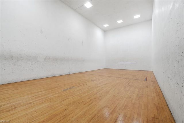 705 Charthouse CIR, Hampton, VA 23664