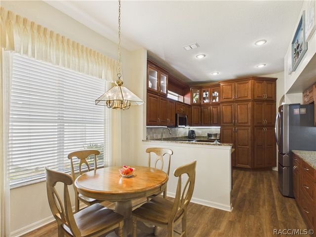 42 W Byrsonima Loop, Homosassa, FL 34446