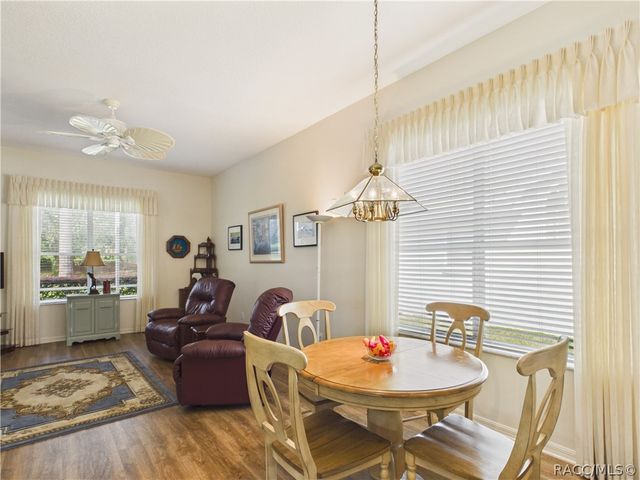 42 W Byrsonima Loop, Homosassa, FL 34446
