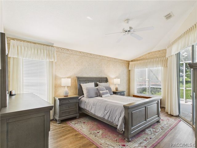 42 W Byrsonima Loop, Homosassa, FL 34446