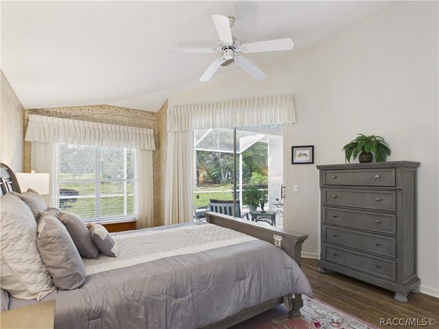 42 W Byrsonima Loop, Homosassa, FL 34446
