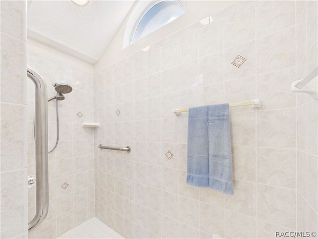 42 W Byrsonima Loop, Homosassa, FL 34446