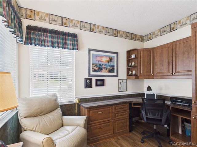 42 W Byrsonima Loop, Homosassa, FL 34446