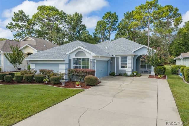 42 W Byrsonima Loop, Homosassa, FL 34446