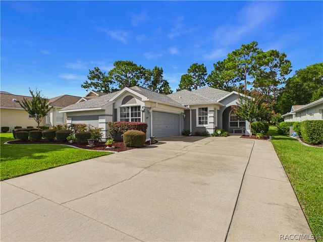42 W Byrsonima Loop, Homosassa, FL 34446