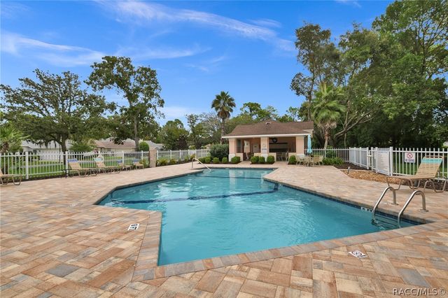 42 W Byrsonima Loop, Homosassa, FL 34446
