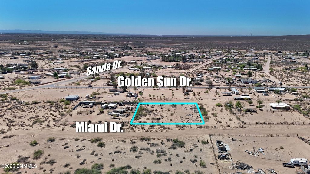 2675 Miami Drive, Chaparral, NM 88081