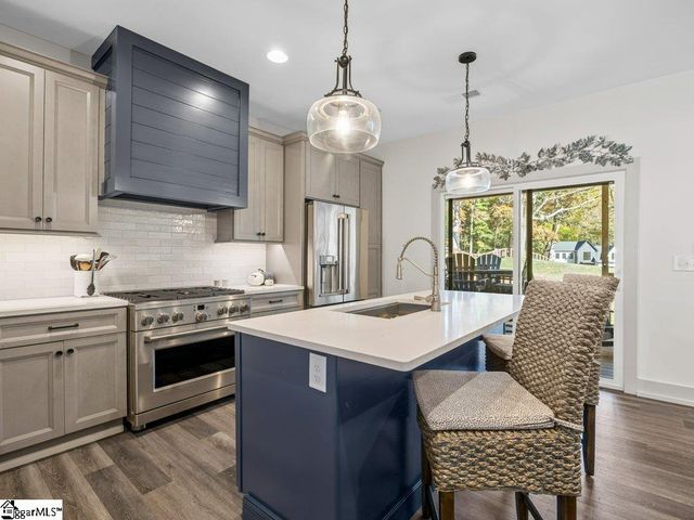 2355 Mays Bridge Road, Greer, SC 29651