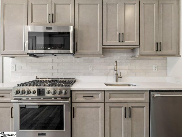 2355 Mays Bridge Road, Greer, SC 29651