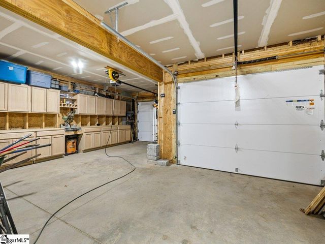 2355 Mays Bridge Road, Greer, SC 29651