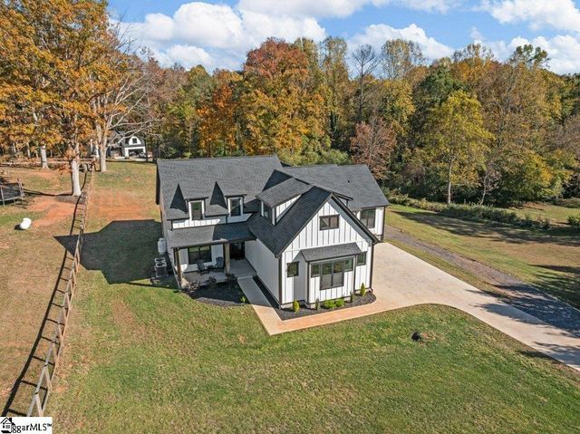 2355 Mays Bridge Road, Greer, SC 29651