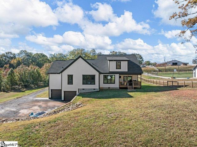 2355 Mays Bridge Road, Greer, SC 29651