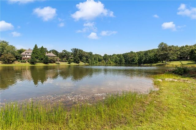 1057 Orchard Drive, Clarkesville, GA 30523