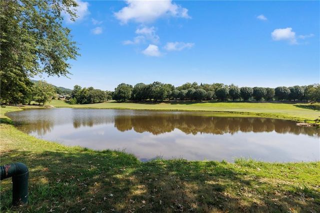 1057 Orchard Drive, Clarkesville, GA 30523
