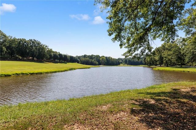 1057 Orchard Drive, Clarkesville, GA 30523