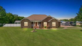 1790 Unionville Deason Rd, Bell Buckle, TN 37020