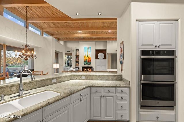 11166 E PROSPECT POINT Drive, Scottsdale, AZ 85262