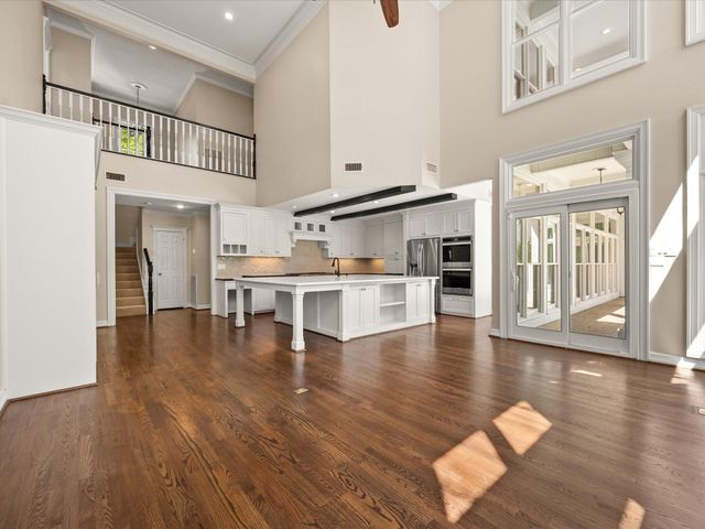 83 S Longspur Drive, The Woodlands, TX 77380