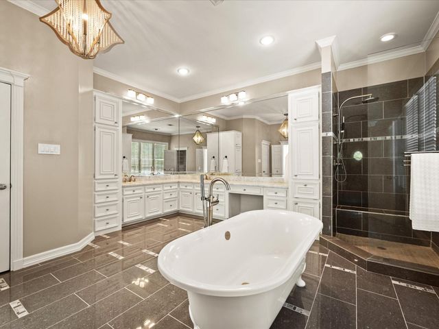 83 S Longspur Drive, The Woodlands, TX 77380