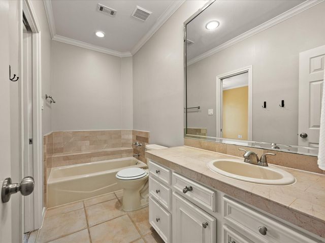 83 S Longspur Drive, The Woodlands, TX 77380