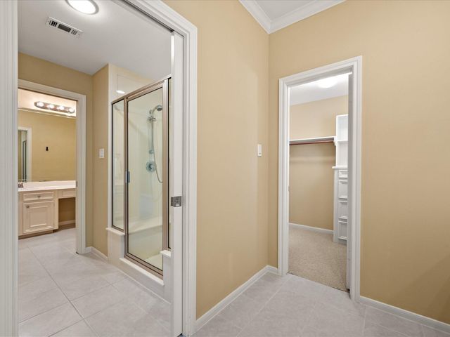 83 S Longspur Drive, The Woodlands, TX 77380