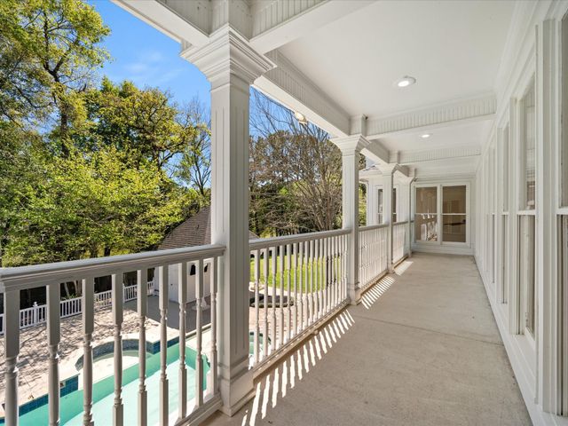 83 S Longspur Drive, The Woodlands, TX 77380