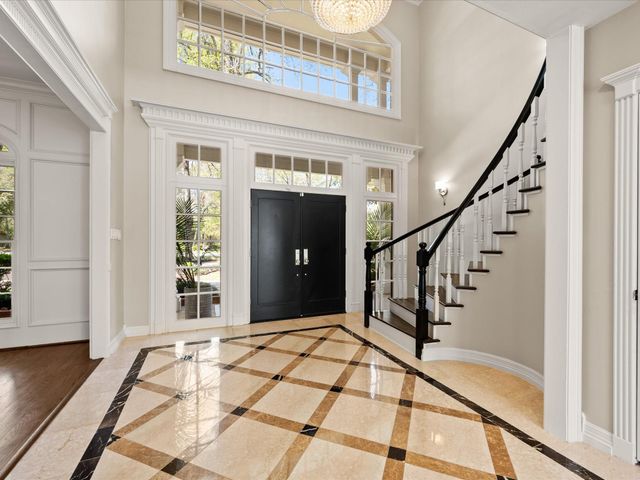 83 S Longspur Drive, The Woodlands, TX 77380