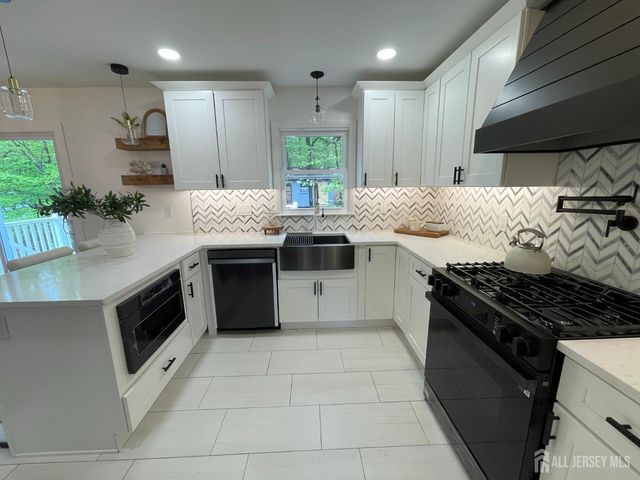 962 Brown Road, Bridgewater, NJ 08807