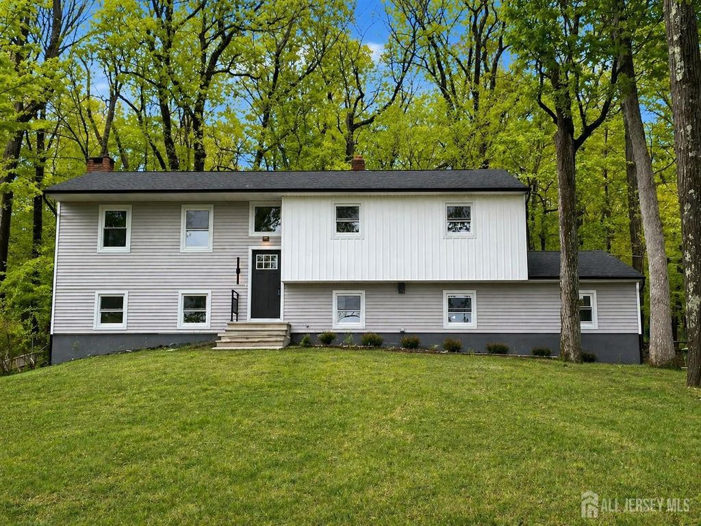 962 Brown Road, Bridgewater, NJ 08807