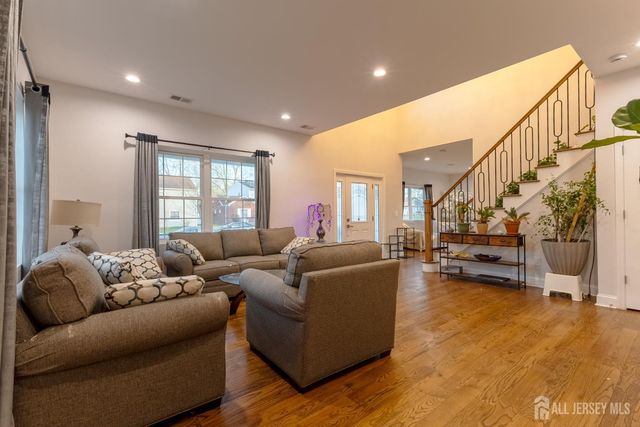 55 walnut Street, Edison, NJ 08817