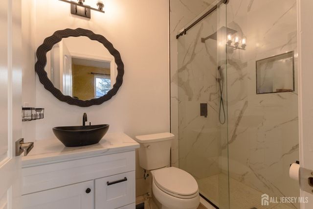 55 walnut Street, Edison, NJ 08817