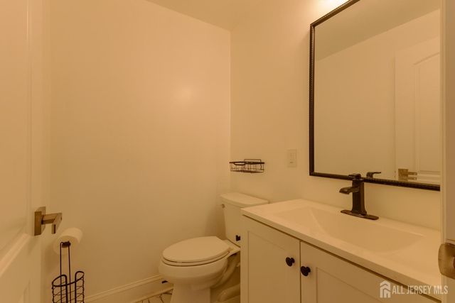 55 walnut Street, Edison, NJ 08817