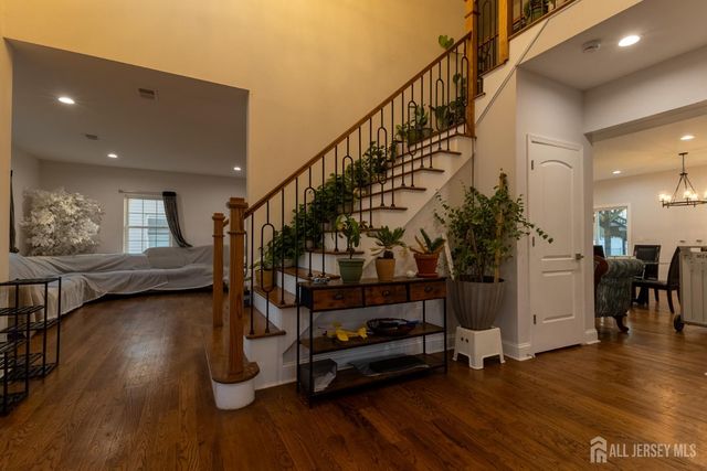 55 walnut Street, Edison, NJ 08817
