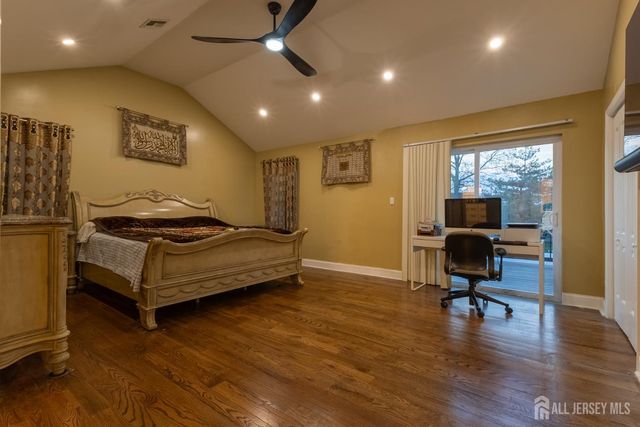 55 walnut Street, Edison, NJ 08817