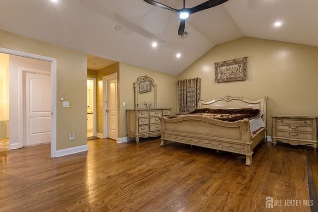 55 walnut Street, Edison, NJ 08817