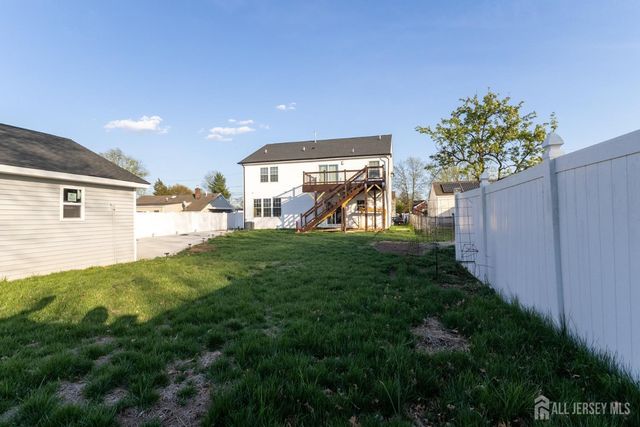 55 walnut Street, Edison, NJ 08817