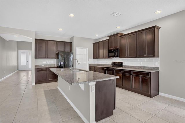 6812 GOLDFLOWER AVENUE, St Cloud, FL 34773