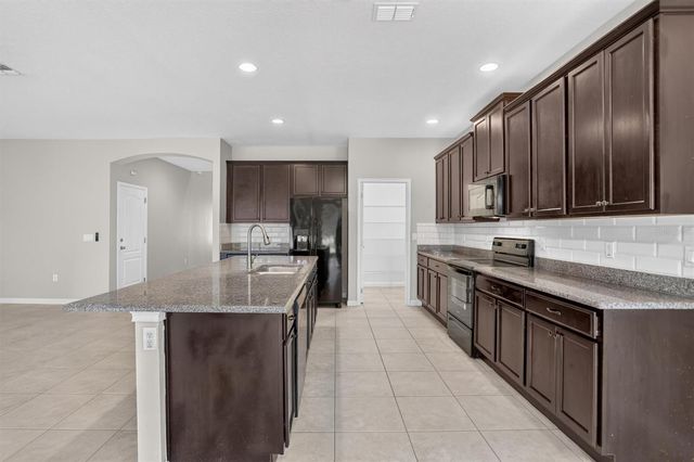 6812 GOLDFLOWER AVENUE, St Cloud, FL 34773