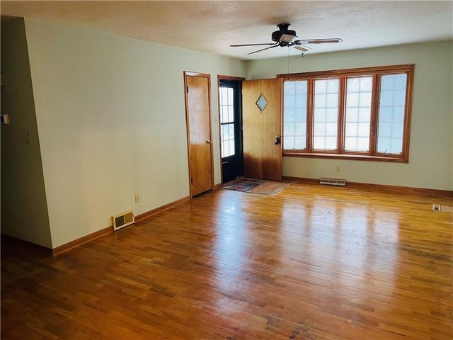 1500 Delaware Street, Leavenworth, KS 66048