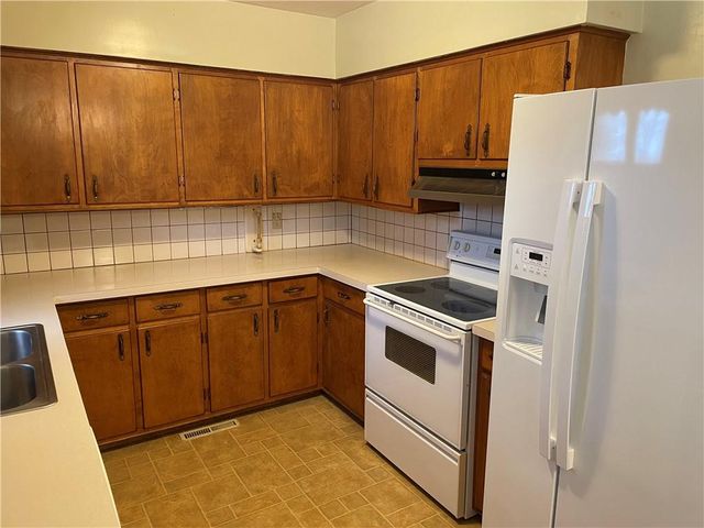 1500 Delaware Street, Leavenworth, KS 66048